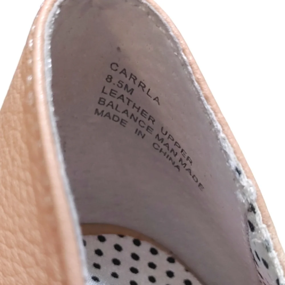 Betsey Johnson Carrla Leather Nude Ruffle Stiletto High Heels Women's Size 8.5 - Picture 5 of 13